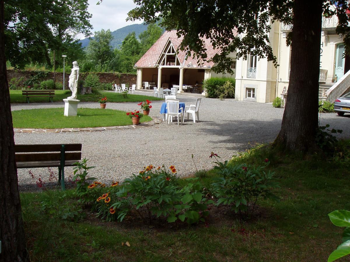 Castel De La Pique Bed & Breakfast Bagnères-de-Luchon Dış mekan fotoğraf
