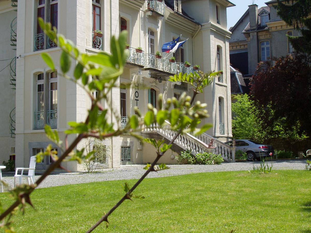Castel De La Pique Bed & Breakfast Bagnères-de-Luchon Dış mekan fotoğraf
