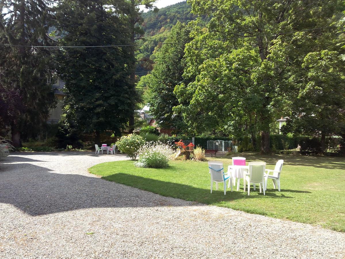 Castel De La Pique Bed & Breakfast Bagnères-de-Luchon Dış mekan fotoğraf